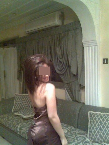 Femme marocaine pour un homme mûr et cochon à Puteaux