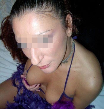 Tunisienne chaude sur Paris pour un plan baise