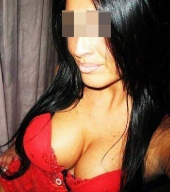 Belle fille veut se faire prendre le cul sur Arles