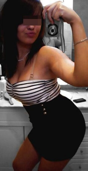 Belle femme qui cherche un mec sur Clichy pour du sexe anal