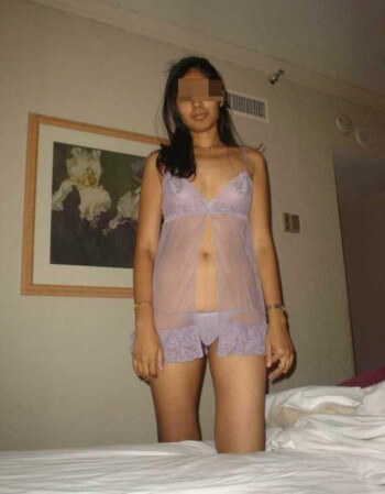 Femme arabe coquine à Grenoble pour une fellation sans capote