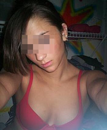 Tunisienne vicieuse de Grasse pour un rencard sexe